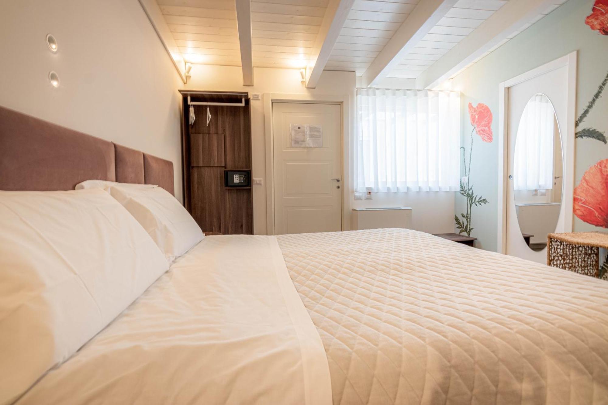 Profumi Di Primavera Luxury Rooms & Suite 马泰拉 外观 照片